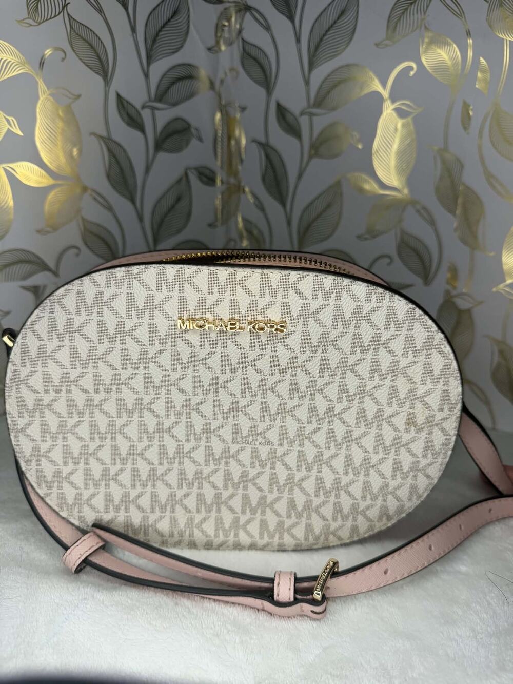 MICHAEL KORS Signature Logo Crossbody